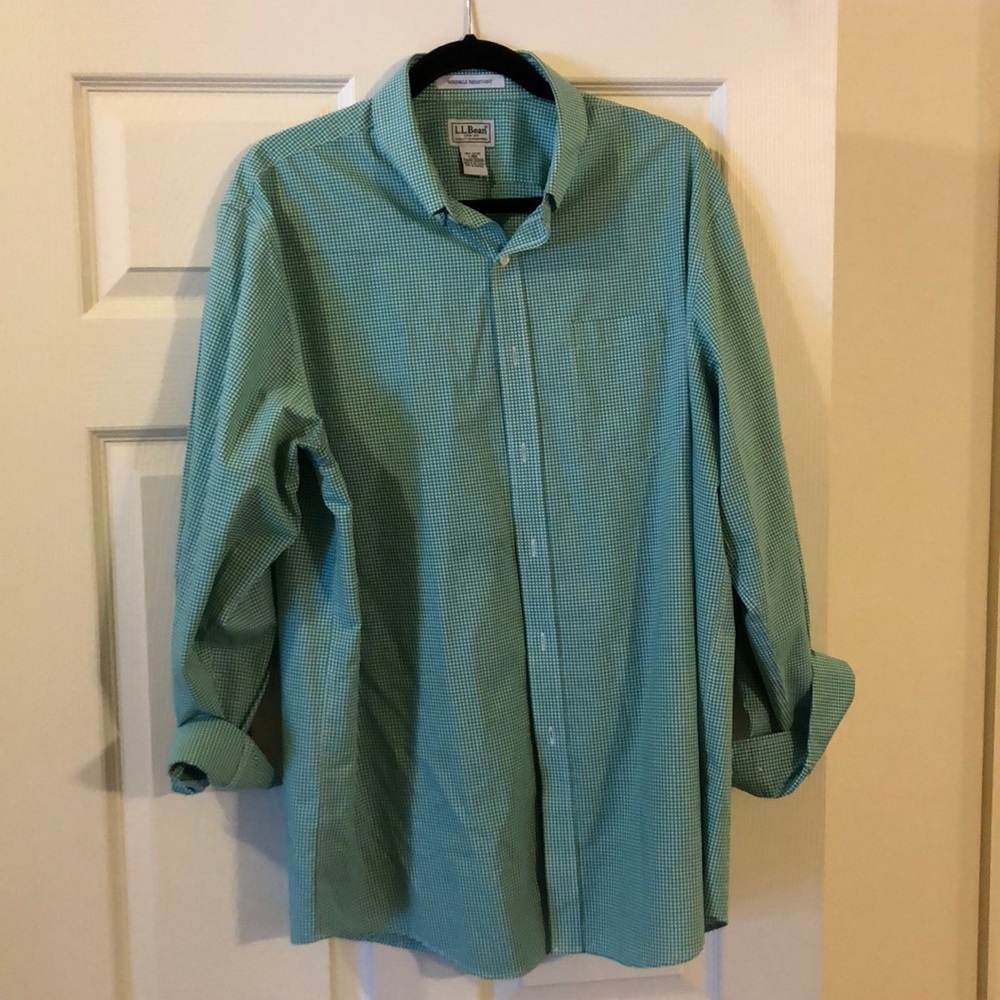 Men’s LL Bean button down